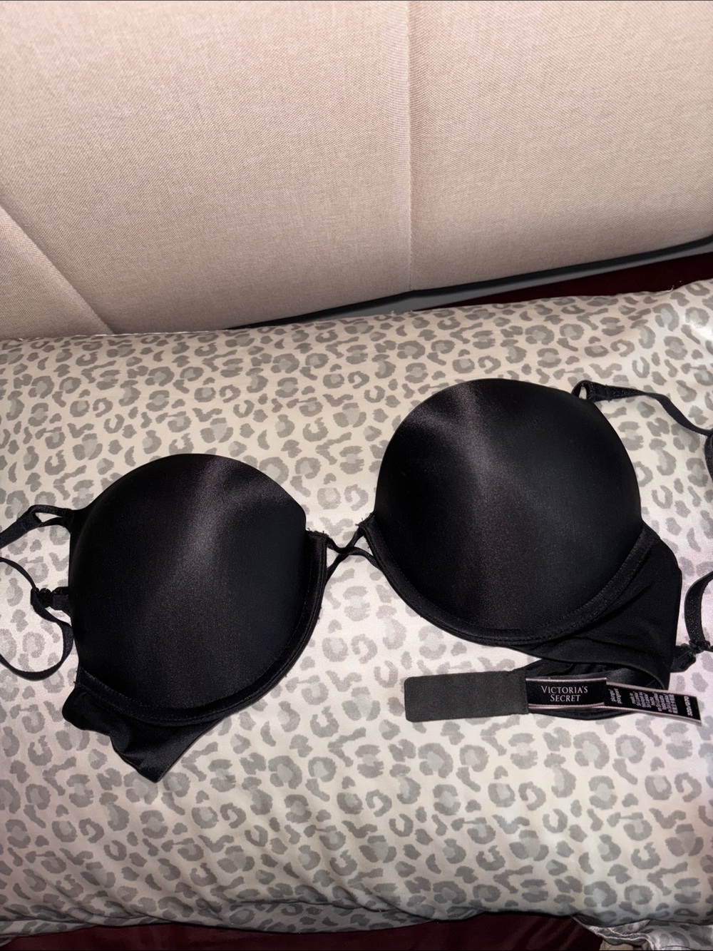 NEW VS 32d Black Push-Up Bombshell Bra